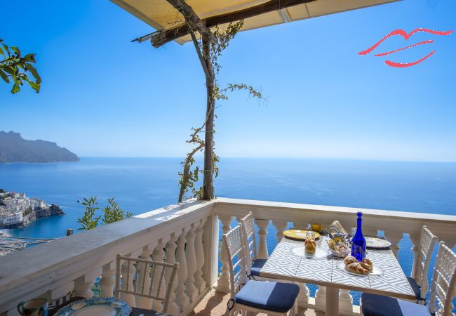 Villa in Pogerola - Villa Gioiello - Pool mit Meerblick und Farbtherapie Villa in Pogerola - Villa Gioiello - Pool mit Meerblick und Farbtherapie