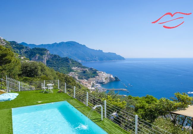 Villa in Pogerola - Villa Gioiello - Pool mit Meerblick und Farbtherapie Villa in Pogerola - Villa Gioiello - Pool mit Meerblick und Farbtherapie