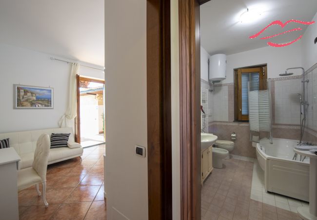 Villa in Pogerola - Villa Gioiello - Pool mit Meerblick und Farbtherapie Villa in Pogerola - Villa Gioiello - Pool mit Meerblick und Farbtherapie