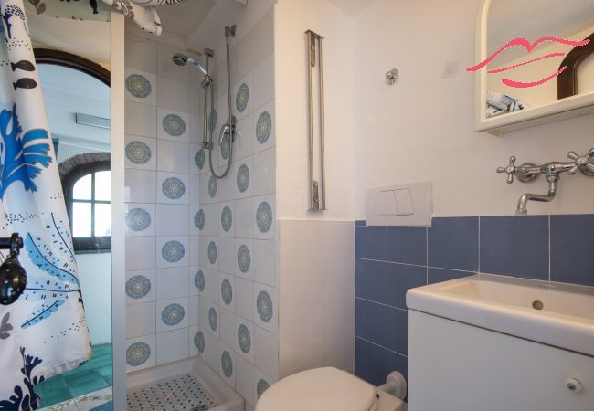 Villa in Praiano - Villa Albatros - Atemberaubende 2-stöckige Villa für große Gruppen! Villa in Praiano - Villa Albatros - Atemberaubende 2-stöckige Villa für große Gruppen!