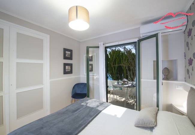 Ferienwohnung in Conca dei Marini - Casa Giovannina - charmantes Fischerhaus mit herrlichem Blick Ferienwohnung in Conca dei Marini - Casa Giovannina - charmantes Fischerhaus mit herrlichem Blick