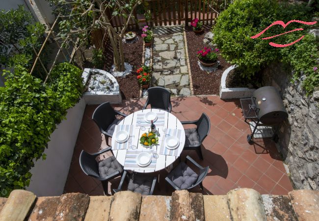 Ferienhaus in Praiano - Casa di Nonno Mario - Terrasse mit Meerblick im Herzen von Praiano