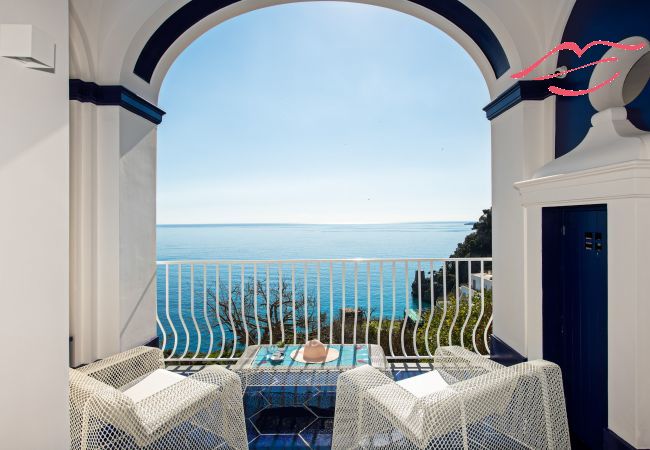 Villa in Positano -  Villa Lepanto - Atemberaubende Aussicht auf Positano Villa in Positano -  Villa Lepanto - Atemberaubende Aussicht auf Positano