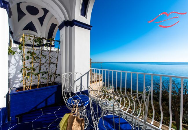 Villa in Positano -  Villa Lepanto - Atemberaubende Aussicht auf Positano Villa in Positano -  Villa Lepanto - Atemberaubende Aussicht auf Positano
