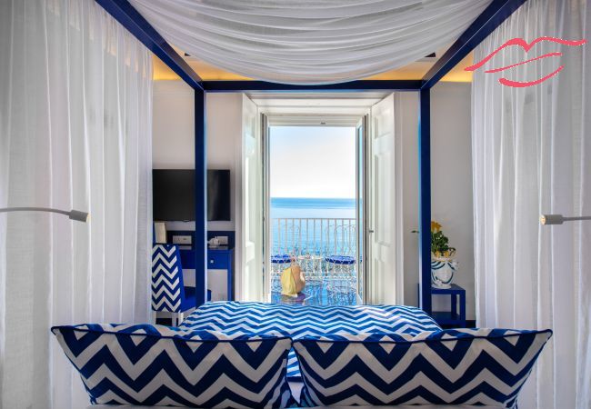 Villa in Positano -  Villa Lepanto - Atemberaubende Aussicht auf Positano Villa in Positano -  Villa Lepanto - Atemberaubende Aussicht auf Positano