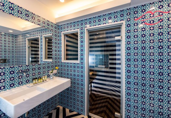 Villa in Positano -  Villa Lepanto - Atemberaubende Aussicht auf Positano Villa in Positano -  Villa Lepanto - Atemberaubende Aussicht auf Positano