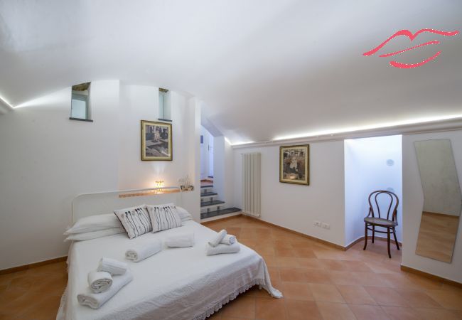 Ferienwohnung in Praiano - Casa Cimino B - Elegante Wohnung mit Meerblick Ferienwohnung in Praiano - Casa Cimino B - Elegante Wohnung mit Meerblick