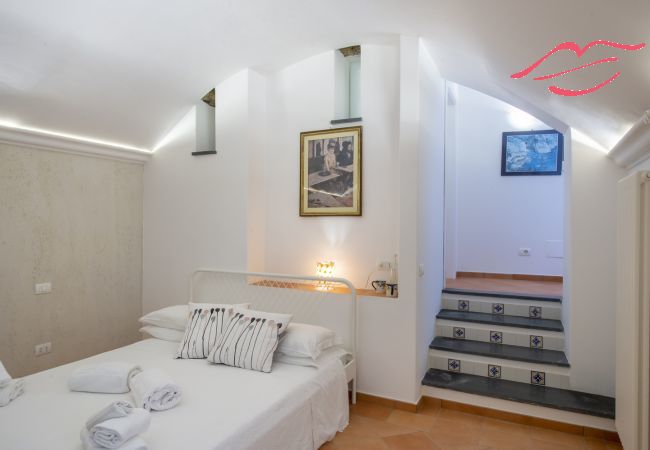 Ferienwohnung in Praiano - Casa Cimino B - Elegante Wohnung mit Meerblick Ferienwohnung in Praiano - Casa Cimino B - Elegante Wohnung mit Meerblick