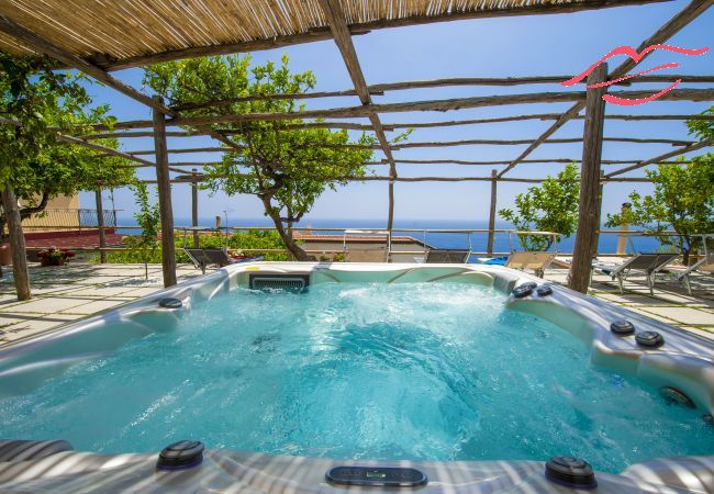 Ferienhaus in Praiano - Casa Il Riccio - Casa mit Garten und unglaublichem Panorama