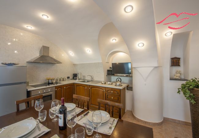 Ferienhaus in Praiano - Casa Il Riccio - Casa mit Garten und unglaublichem Panorama Ferienhaus in Praiano - Casa Il Riccio - Casa mit Garten und unglaublichem Panorama