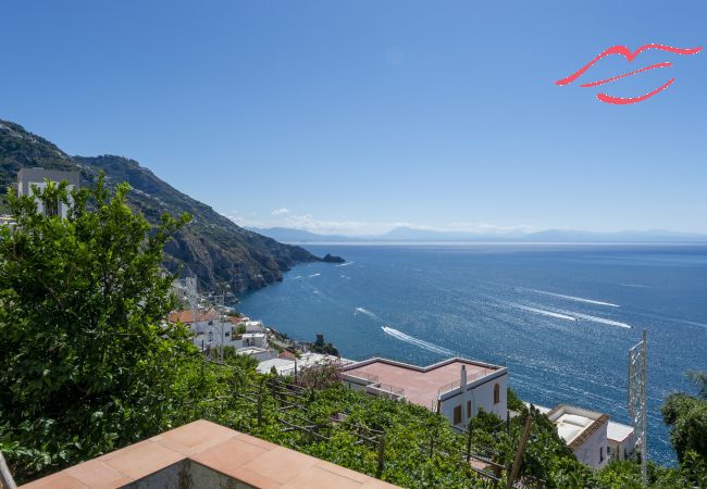 Ferienhaus in Praiano - Villa Euriclea - Mediterrane Eleganz im Herzen von Praiano