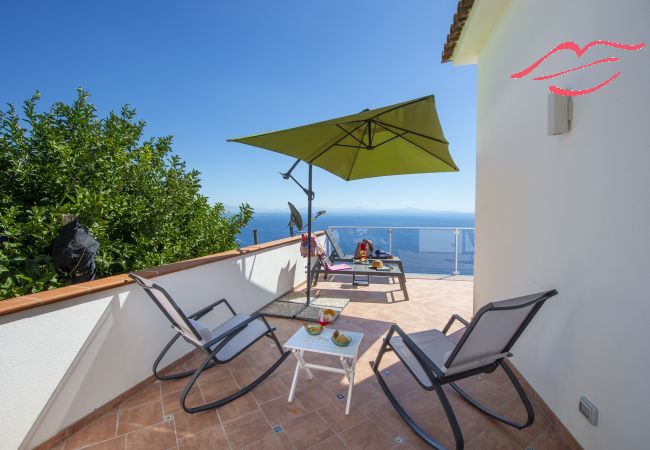 Ferienhaus in Praiano - La Dimora di Euribia - Schwebend zwischen Himmel und Meer