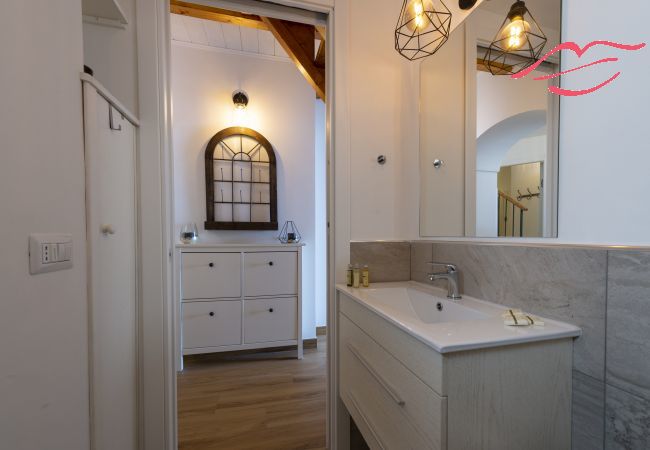 Ferienhaus in Praiano - Casa Madonna Del Mare- Villa mit Meerblick, nur wenige Schritte vom Strand entfernt Ferienhaus in Praiano - Casa Madonna Del Mare- Villa mit Meerblick, nur wenige Schritte vom Strand entfernt