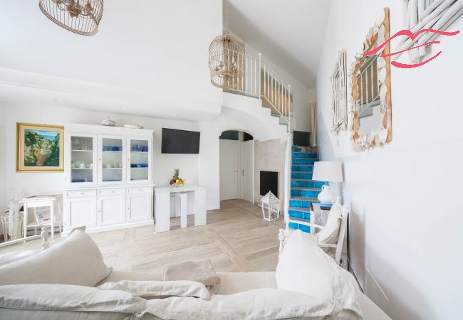 Villa in Maiori - Luxury Villa Vittoria- Villa mit Garten, Swimmingpool und Whirlpool mit Blick auf das Meer Villa in Maiori - Luxury Villa Vittoria- Villa mit Garten, Swimmingpool und Whirlpool mit Blick auf das Meer