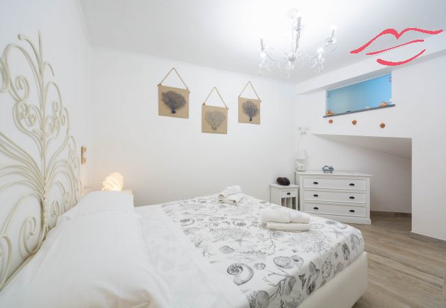 Villa in Maiori - Luxury Villa Vittoria- Villa mit Garten, Swimmingpool und Whirlpool mit Blick auf das Meer Villa in Maiori - Luxury Villa Vittoria- Villa mit Garten, Swimmingpool und Whirlpool mit Blick auf das Meer