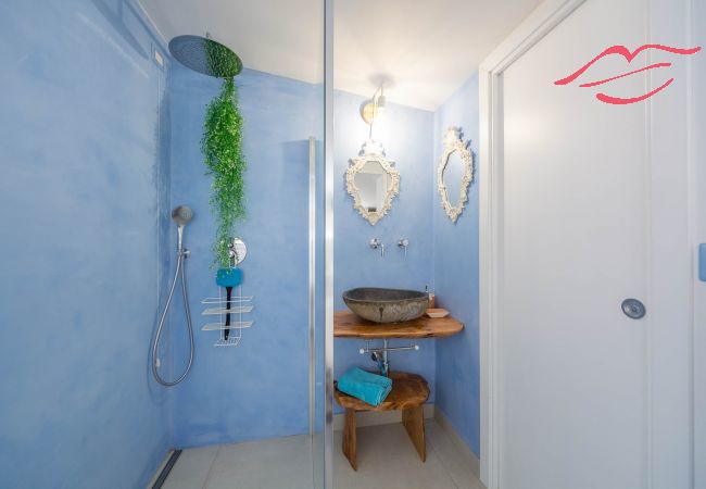 Villa in Maiori - Luxury Villa Vittoria- Villa mit Garten, Swimmingpool und Whirlpool mit Blick auf das Meer Villa in Maiori - Luxury Villa Vittoria- Villa mit Garten, Swimmingpool und Whirlpool mit Blick auf das Meer