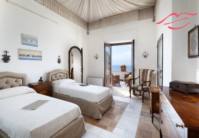 Villa in Positano - Estate4home-Villa Elsa Villa in Positano - Estate4home-Villa Elsa