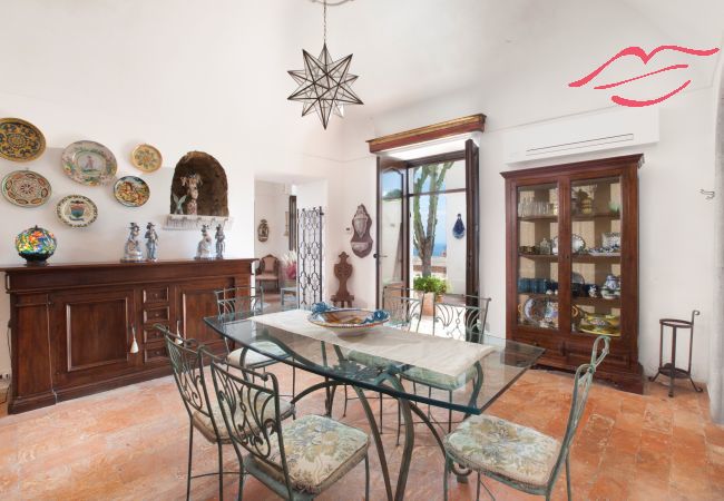 Villa in Positano - Estate4home-Villa Elsa Villa in Positano - Estate4home-Villa Elsa
