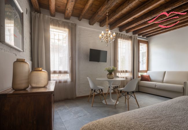 Ferienwohnung in Venedig - Castello Apartment with Garden R&R
