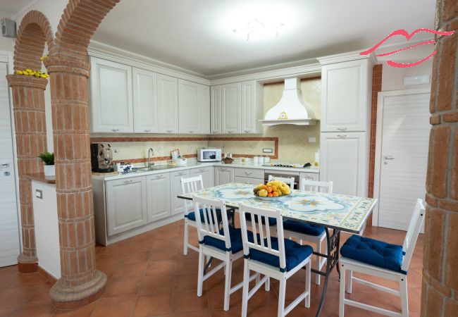 Ferienhaus in Tramonti - Casa Francese Relax – Eine Wohlfühloase unweit des Meeres Ferienhaus in Tramonti - Casa Francese Relax – Eine Wohlfühloase unweit des Meeres