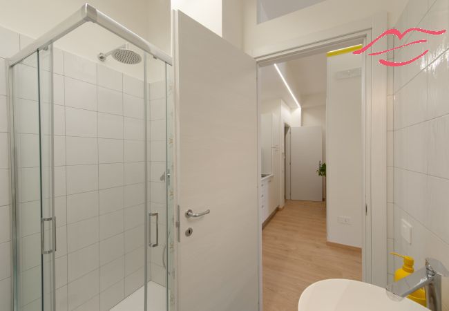 Ferienwohnung in Maiori - Suite Nerano – Im Zentrum von Maiori, nur wenige Schritte vom Meer entfernt Ferienwohnung in Maiori - Suite Nerano – Im Zentrum von Maiori, nur wenige Schritte vom Meer entfernt