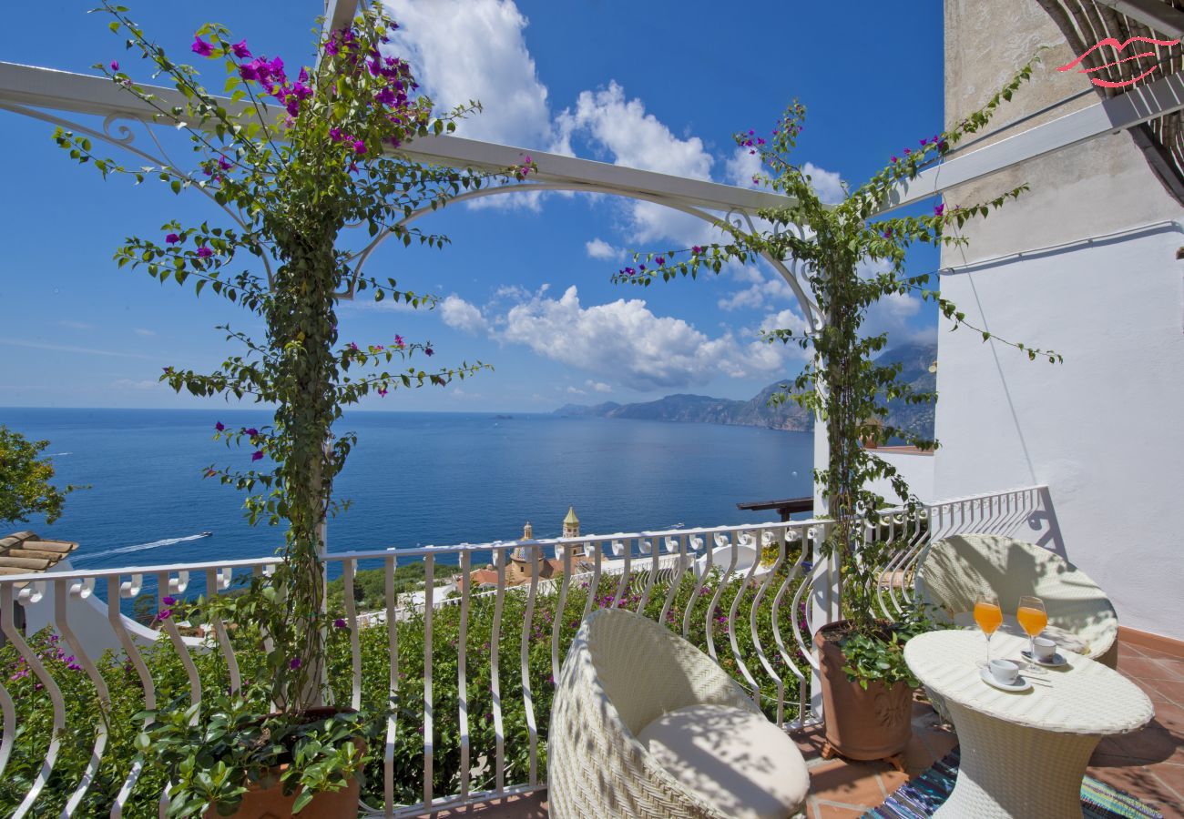 Ferienhaus in Praiano - Casa Sunset - Panoramaterrasse mit Blick auf Positano und Capri