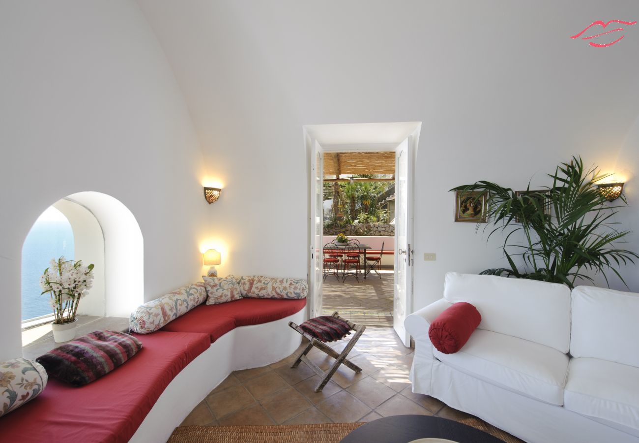 Haus in Praiano - Casale Fralisa - Wunderbare Terrasse und Whirlpool mit Meerblick