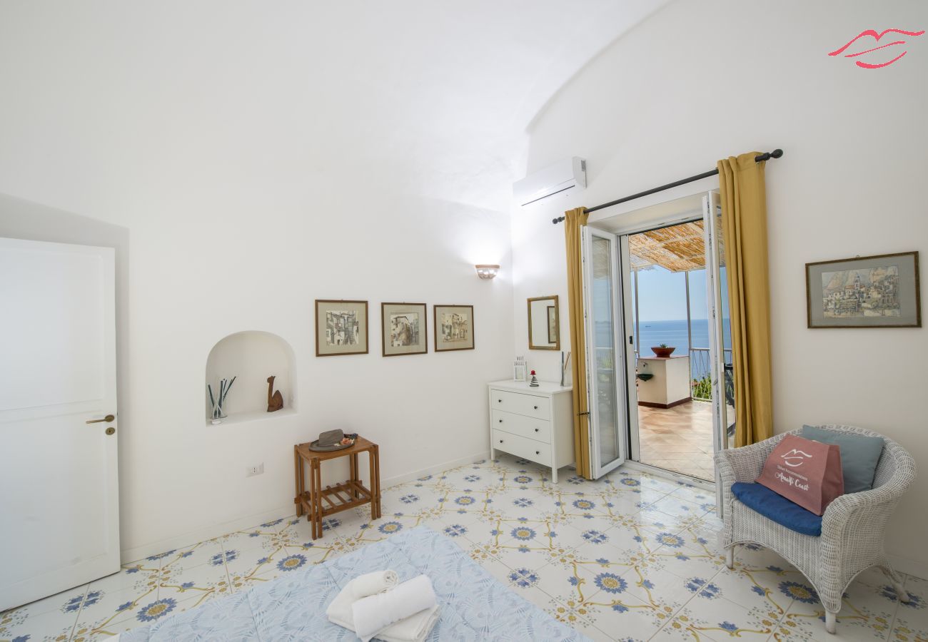 Ferienhaus in Praiano - Casa di Nonno Mario - Terrasse mit Meerblick im Herzen von Praiano