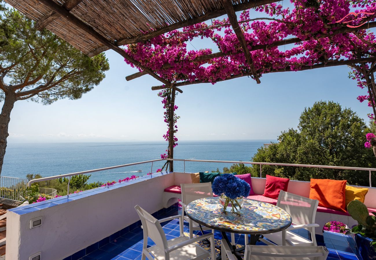 Villa in Amalfi - Villa Bijoux - Luxusvilla mit Meerblick Villa in Amalfi - Villa Bijoux - Luxusvilla mit Meerblick