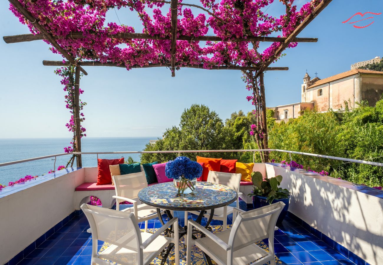Villa in Amalfi - Villa Bijoux - Luxusvilla mit Meerblick Villa in Amalfi - Villa Bijoux - Luxusvilla mit Meerblick