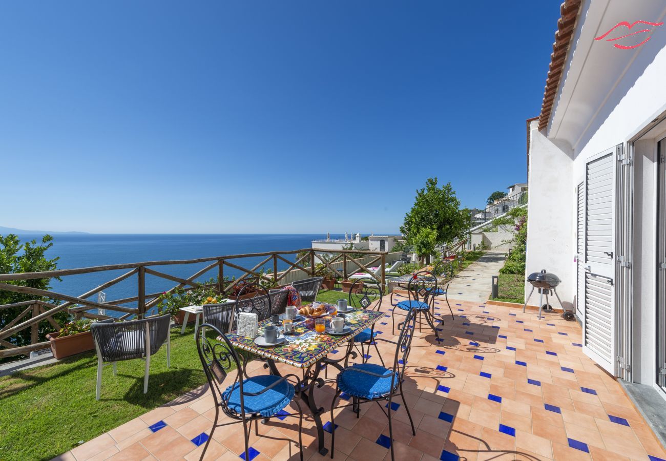 Ferienhaus in Praiano - Villa Euriclea - Mediterrane Eleganz im Herzen von Praiano