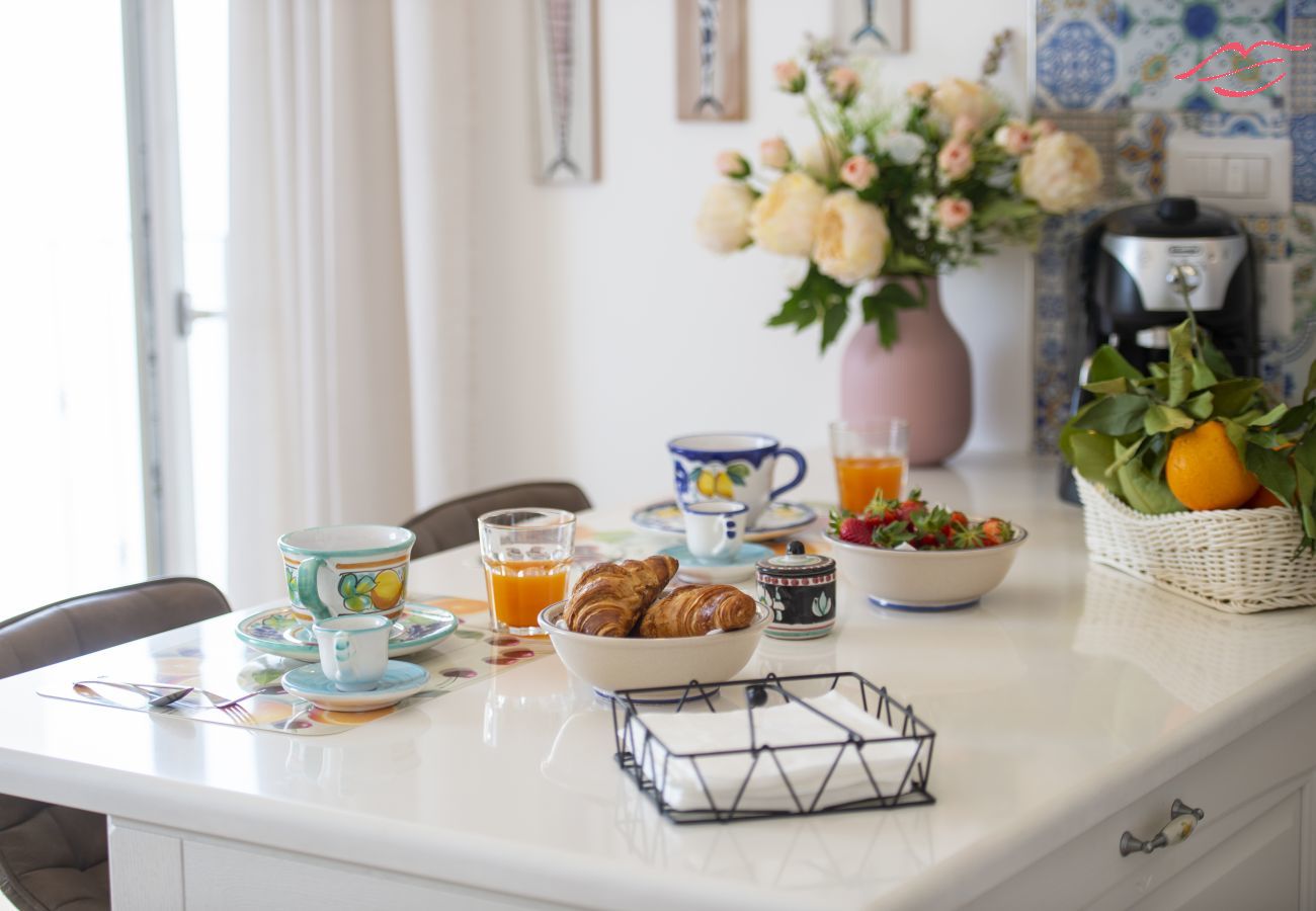 Ferienhaus in Praiano - Casa Madonna Del Mare- Villa mit Meerblick, nur wenige Schritte vom Strand entfernt Ferienhaus in Praiano - Casa Madonna Del Mare- Villa mit Meerblick, nur wenige Schritte vom Strand entfernt
