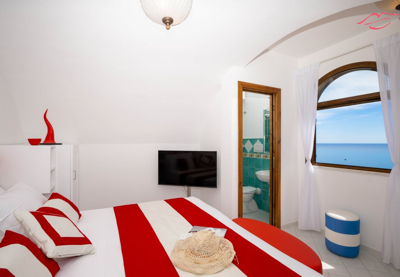 Ferienhaus in Positano - Estate4home- Emeri Positano Ferienhaus in Positano - Estate4home- Emeri Positano