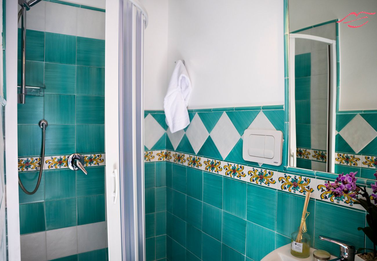 Ferienhaus in Positano - Estate4home- Emeri Positano Ferienhaus in Positano - Estate4home- Emeri Positano