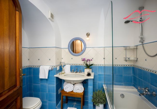 Casa en Positano - Estate4home- Emeri Positano Casa en Positano - Estate4home- Emeri Positano