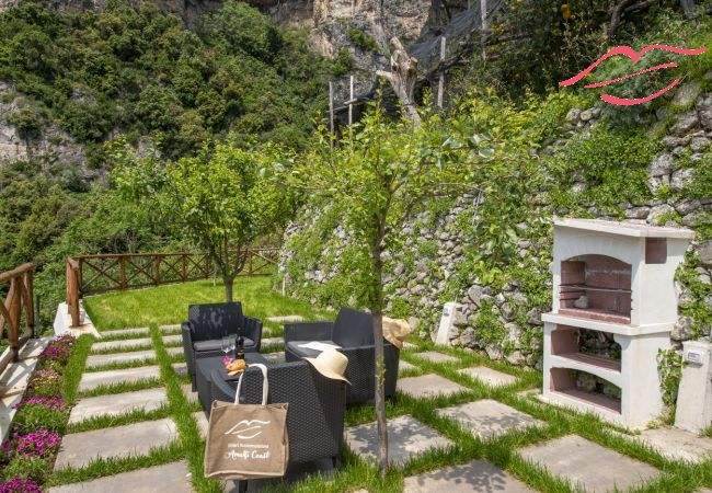 Villa en Amalfi - Villa Donna Rachele - Jacuzzi Vista Mar y Parking Gratuito