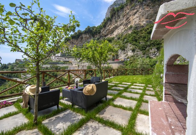 Villa en Amalfi - Villa Donna Rachele - Jacuzzi Vista Mar y Parking Gratuito