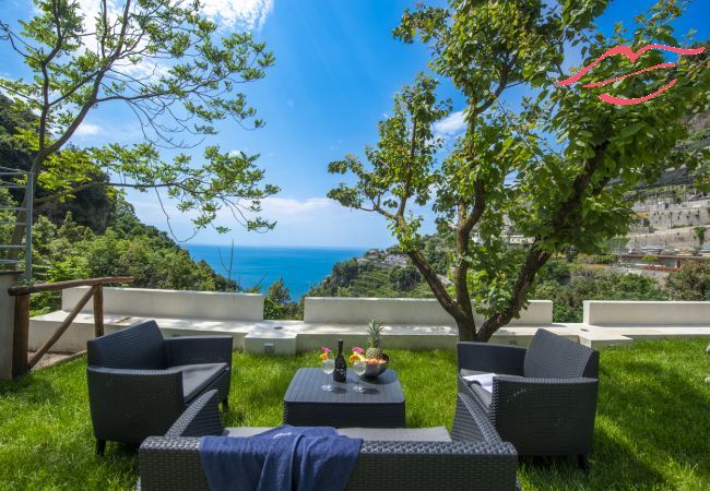 Villa en Amalfi - Villa Donna Rachele - Jacuzzi Vista Mar y Parking Gratuito