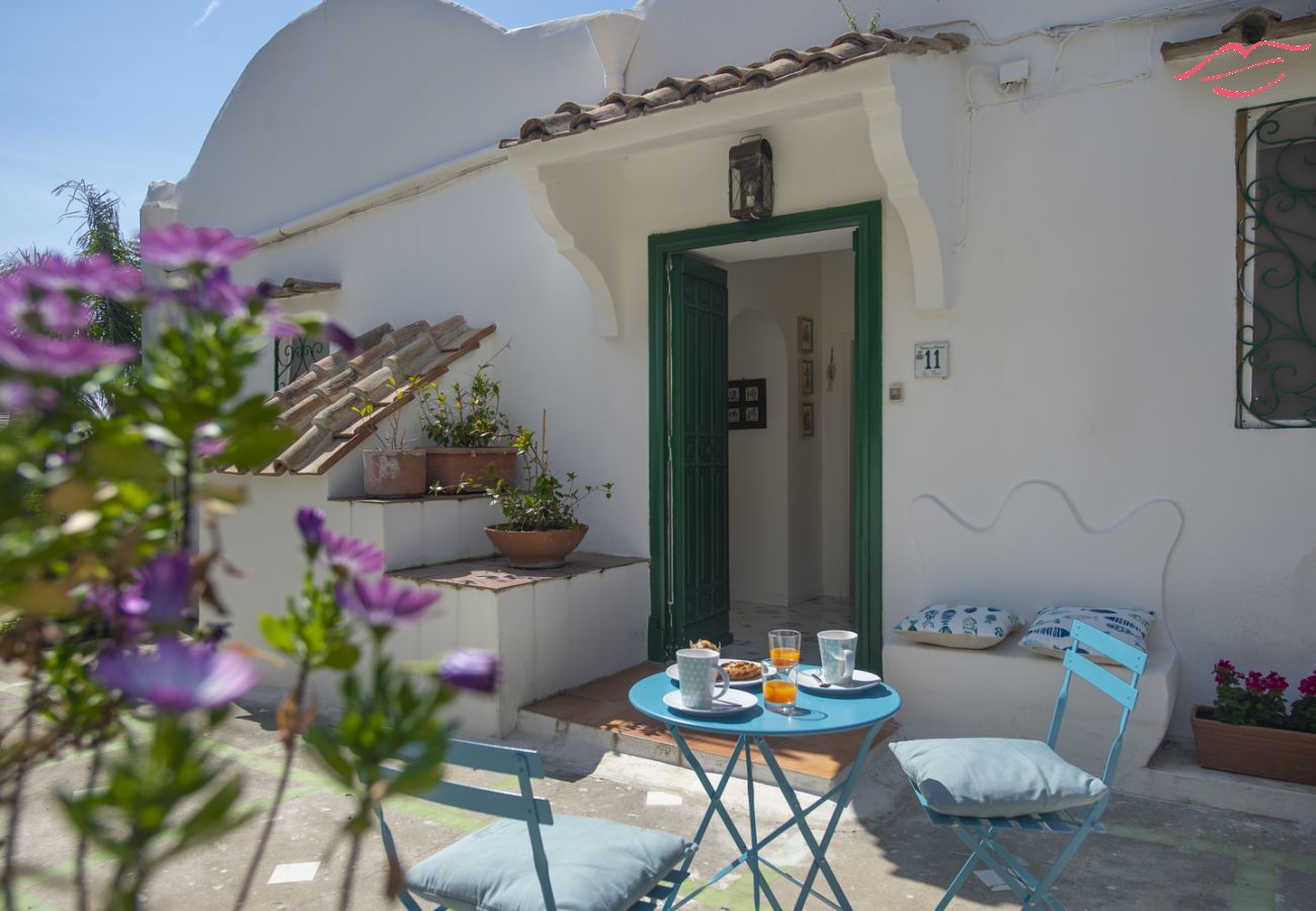 Casa en Praiano - Casa di Nonno Mario - Terraza con vistas al mar en el corazón de Praiano
