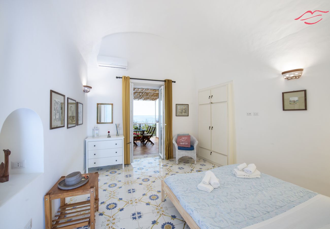 Casa en Praiano - Casa di Nonno Mario - Terraza con vistas al mar en el corazón de Praiano