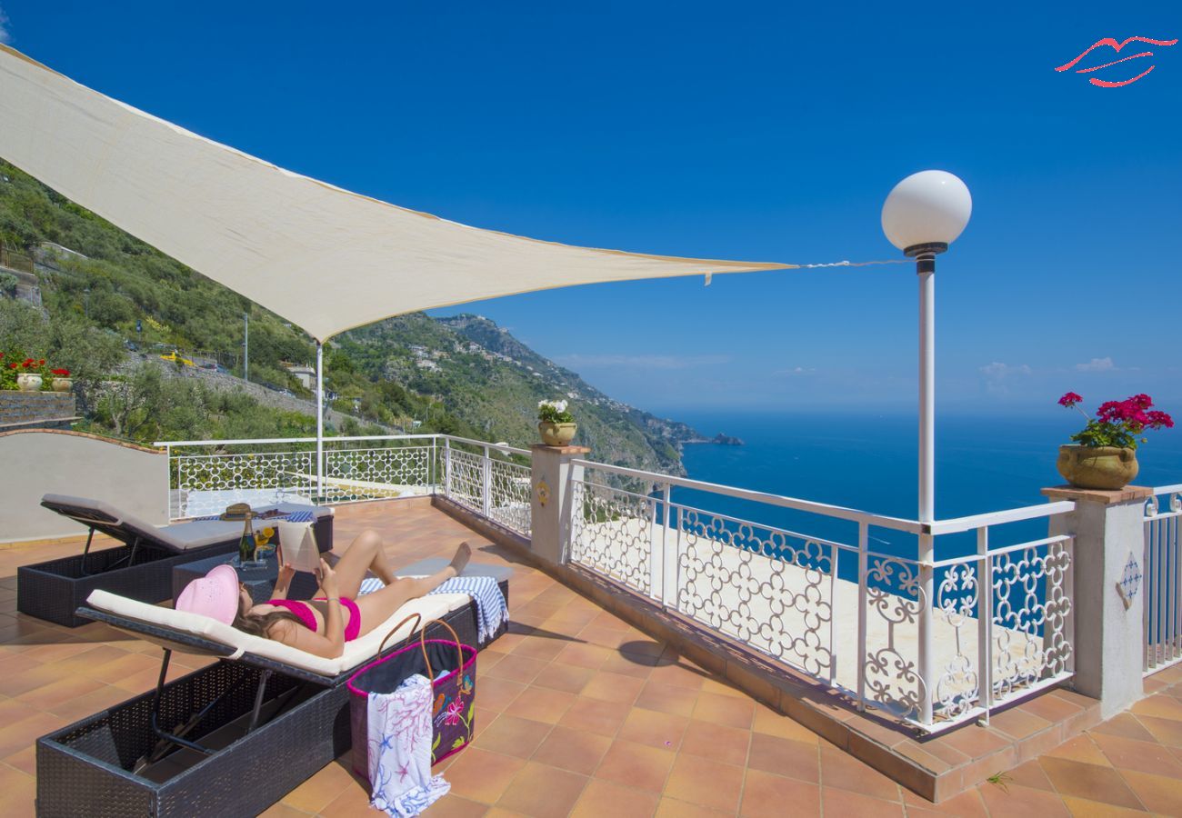 Casa en Praiano - Grande Tuoro - Terrazas con piscina, jacuzzi y vista al mar