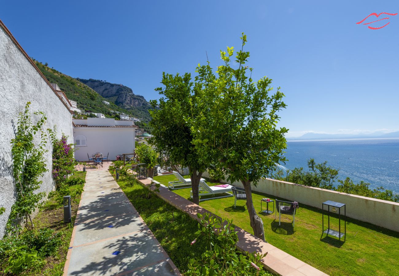 Casa en Praiano - Villa Euriclea - Elegancia mediterránea en el corazón de Praiano