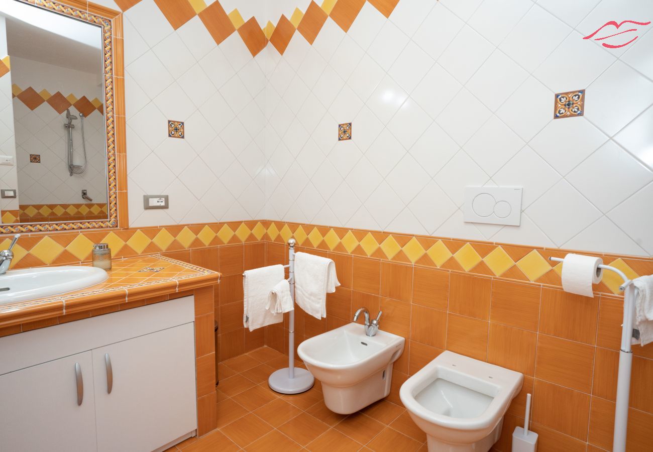 Casa en Tramonti - Casa Francese Relax - Un oasis de bienestar no lejos del mar Casa en Tramonti - Casa Francese Relax - Un oasis de bienestar no lejos del mar