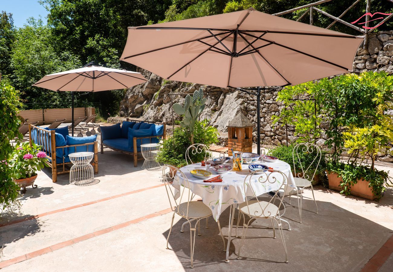 Villa en Ravello - Ravello Watermill Retreat - tu oasis privado entre limoneros y mar