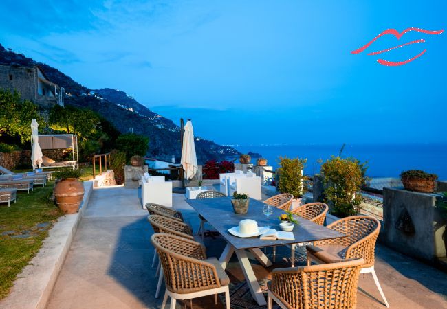 Villa à Praiano - Villa Panorama - Piscine avec vue sur la mer et le sauna