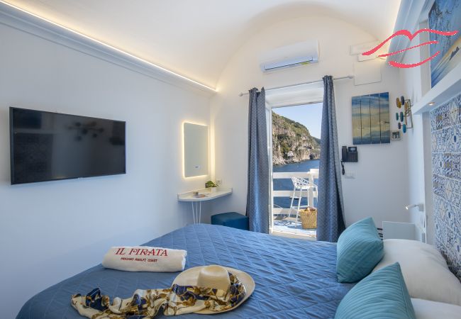 Chambres d'hôtes à Praiano - Romantic Room - Une Évasion sur la Falaise Chambres d'hôtes à Praiano - Romantic Room - Une Évasion sur la Falaise