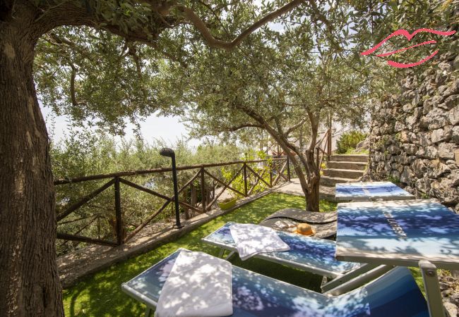 Maison à Praiano - Casa Punta Paradiso - Refuge Romantique avec Vue sur la Mer Maison à Praiano - Casa Punta Paradiso - Refuge Romantique avec Vue sur la Mer
