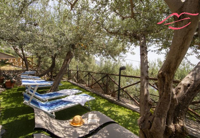 Maison à Praiano - Casa Punta Paradiso - Refuge Romantique avec Vue sur la Mer Maison à Praiano - Casa Punta Paradiso - Refuge Romantique avec Vue sur la Mer