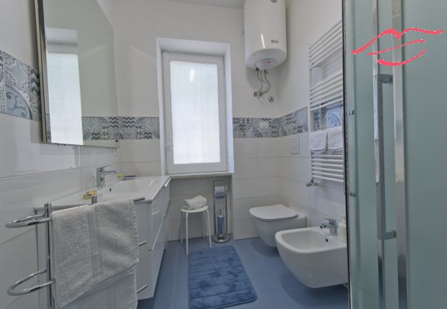 Villa à Praiano - Villa Albatros - Superbe villa de 2 étages pour les grands groupes! Villa à Praiano - Villa Albatros - Superbe villa de 2 étages pour les grands groupes!