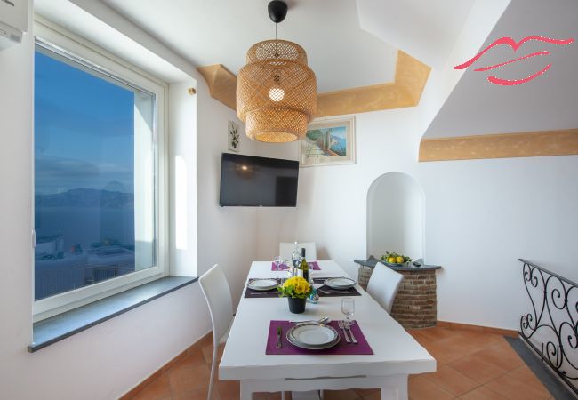 Villa à Praiano - Villa Cimino - Villa centrale avec vue imprenable sur la mer Villa à Praiano - Villa Cimino - Villa centrale avec vue imprenable sur la mer